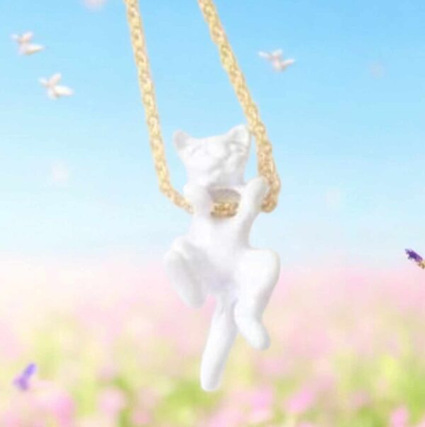 LJCN32 White Swinging Cat Necklace