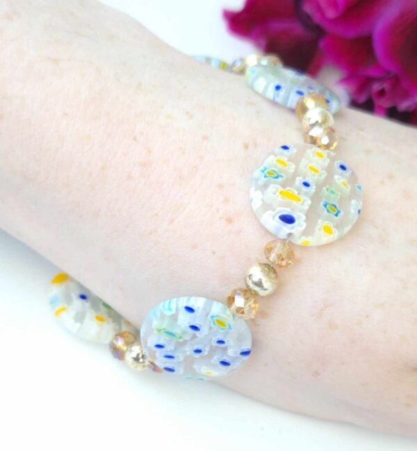 LJGB59 White Millefiori, Crystal & Gold Plated Beaded Bracelet.