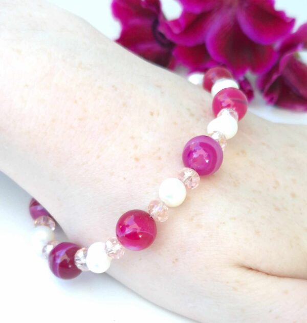 LJGB45 Pink Agate Centered Bracelet.