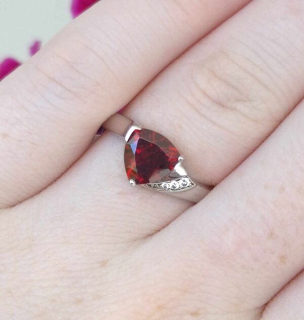 LJSSR61 Red Triangle CZ Ring