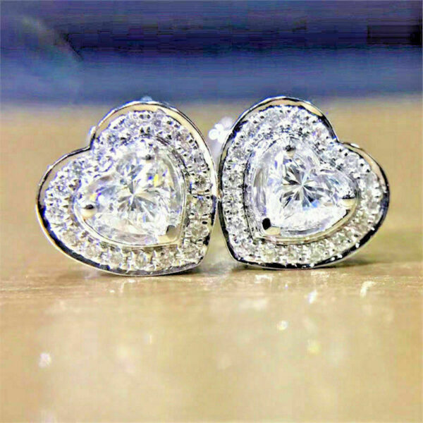 LJCE73 Heart Glass Crystal Stud Earrings