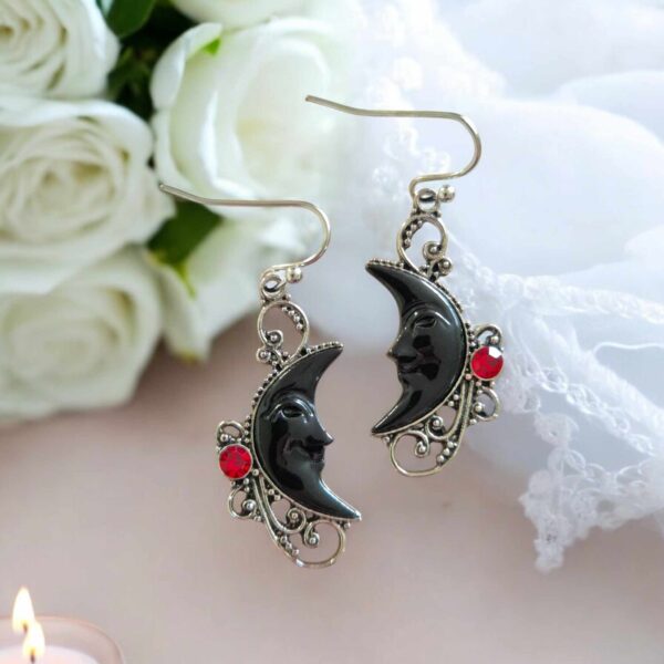 LJCE223 Black Moon Face Earrings