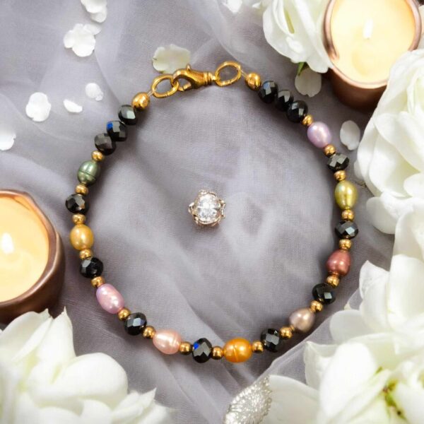 LJGB45 Centred Multi Coloured Fresh Pearl Bracelet