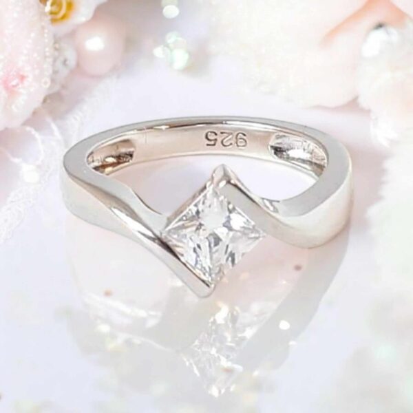 LJSSR677 Square CZ Sterling Silver Ring.